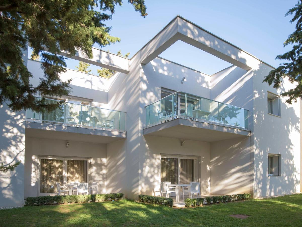 Familieappartement met Zijdelings Uitzicht op Zee