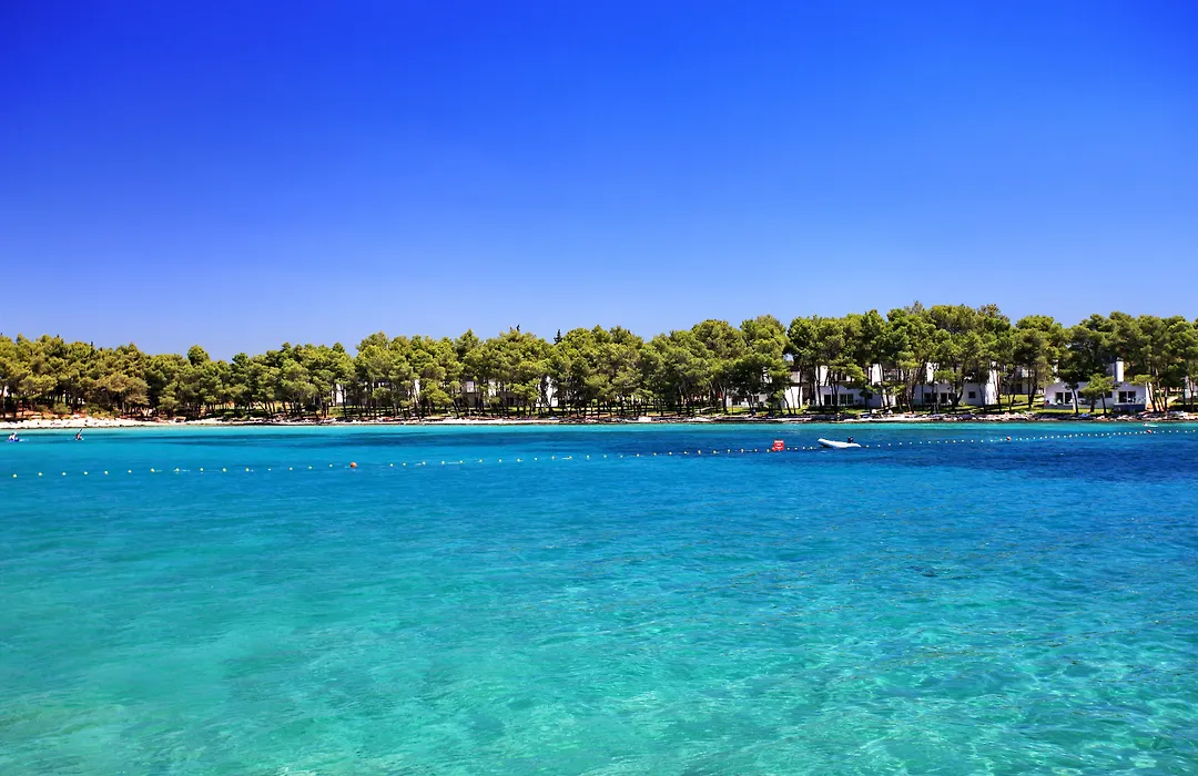 Crvena Luka Resort-1